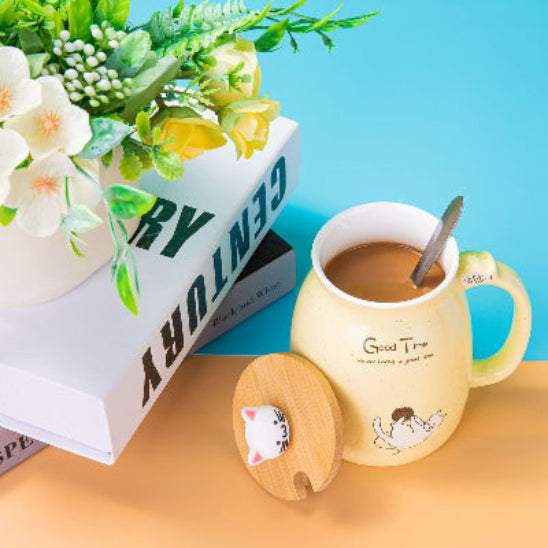 tasse the jeune chat kawaii livre plante